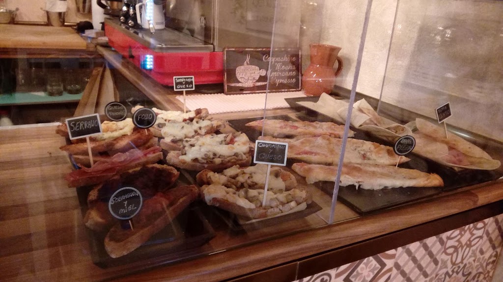 Cafe la Juventud — Comida y bebida