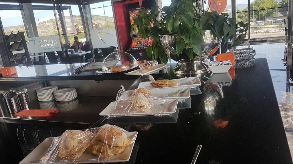 Cafeteria Aldaia Restaurante — Comida y bebida