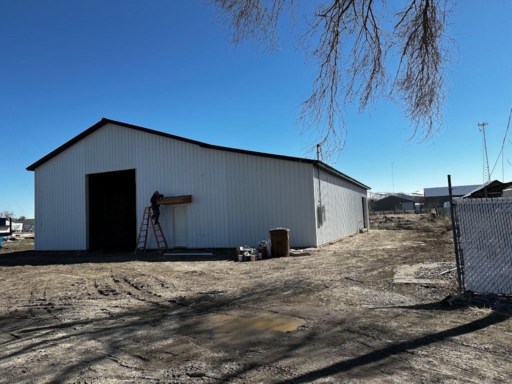  Eye Candee Fitness | Beauty Studio