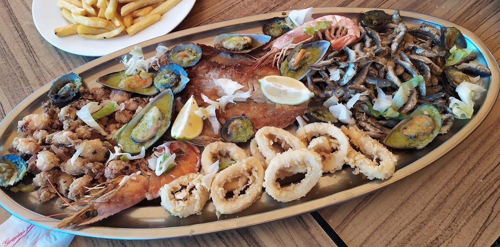 Restaurante Candelaria — Comida y bebida