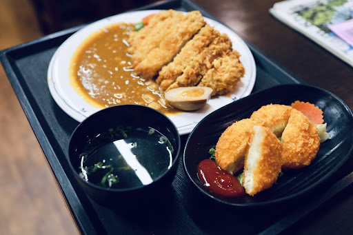 直江和食 的照片
