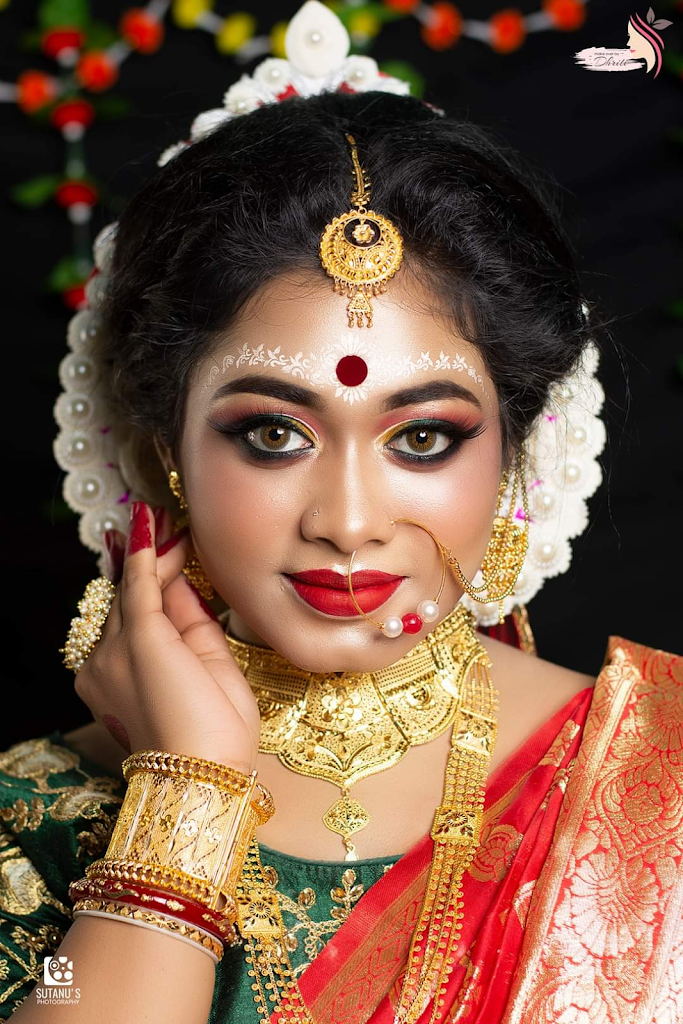 Dhriti S Makeup Studio Academy An Iso Certified