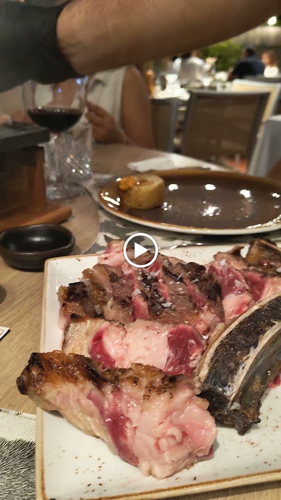 El Gaucho — Videos