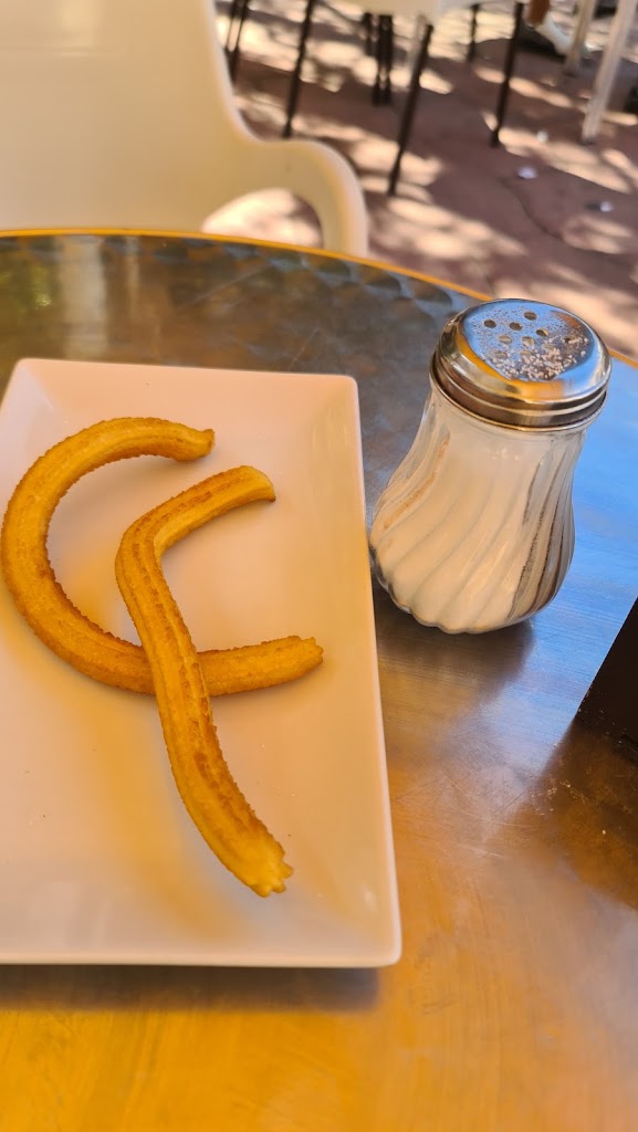 Churreria Manolita — Comida y bebida