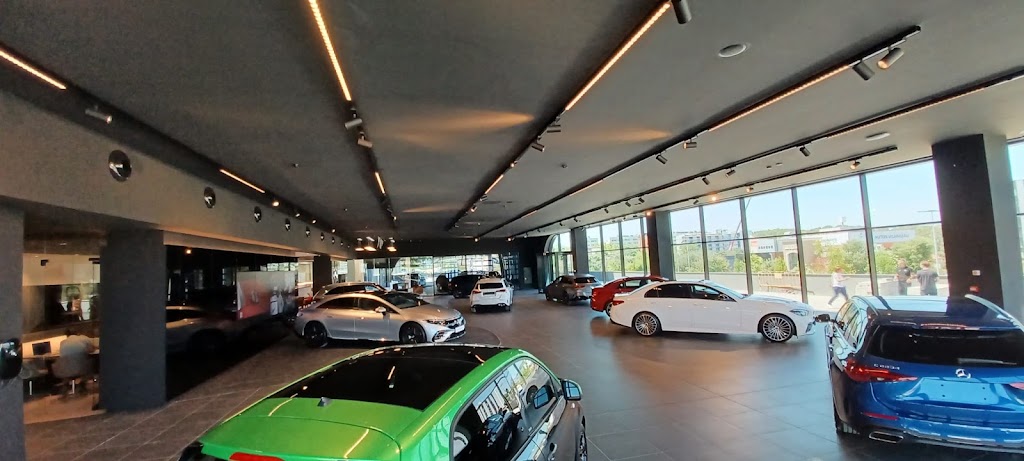 Concesionario Mercedes-Benz AMG QUADIS Autolica Sant Cugat del Valles. Horario de ventas. — Interior