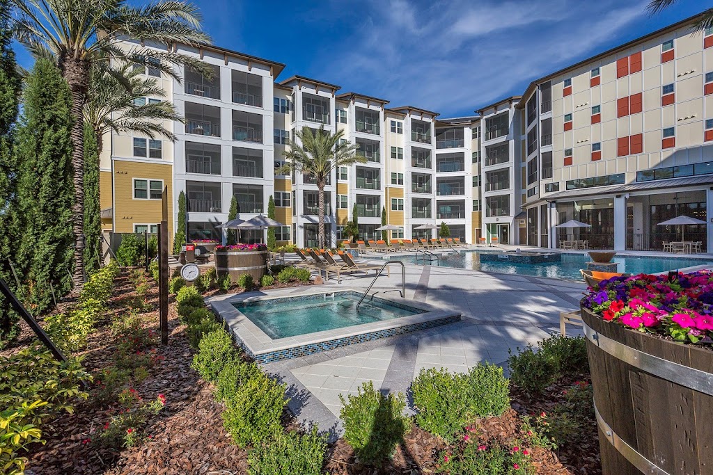 Drake Midtown