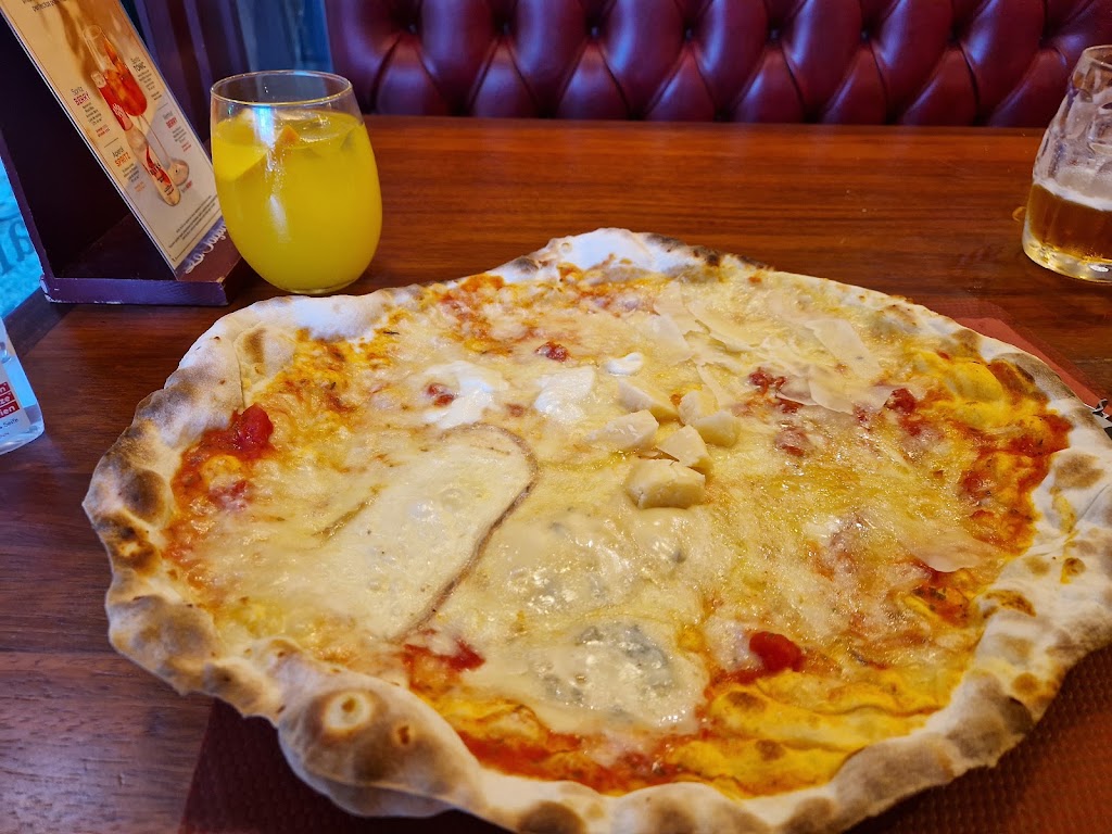 Restaurante La Tagliatella | CC. Bahia Plaza, Algeciras — Comida y bebida