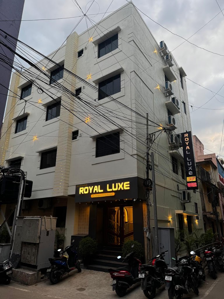 Royal Luxe Business Class Hotel