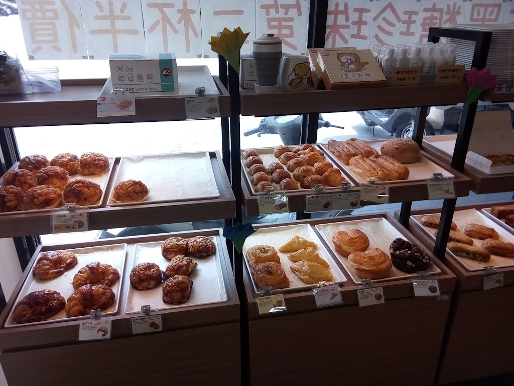 85度C咖啡蛋糕飲料麵包-台南復國店 的照片