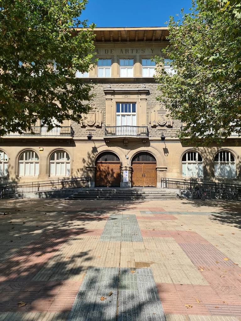 Parque Plaza Conde De Penaflorida