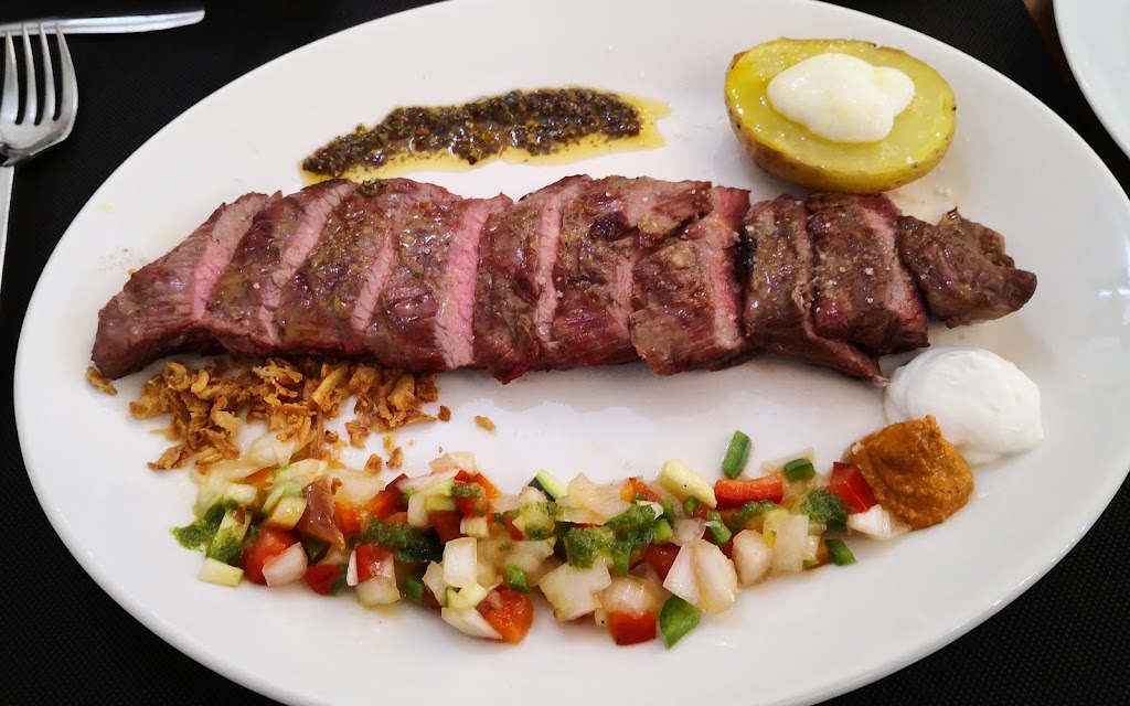 EL CALIU DE LES COMES — Churrasco
