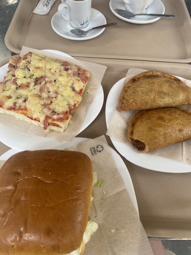 Cafeteria Centre — Comida y bebida