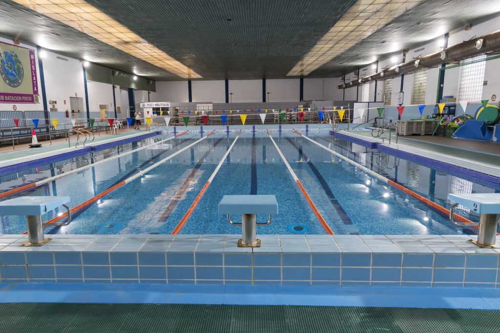 Piscina Municipal Cubierta de Mislata — Piscina