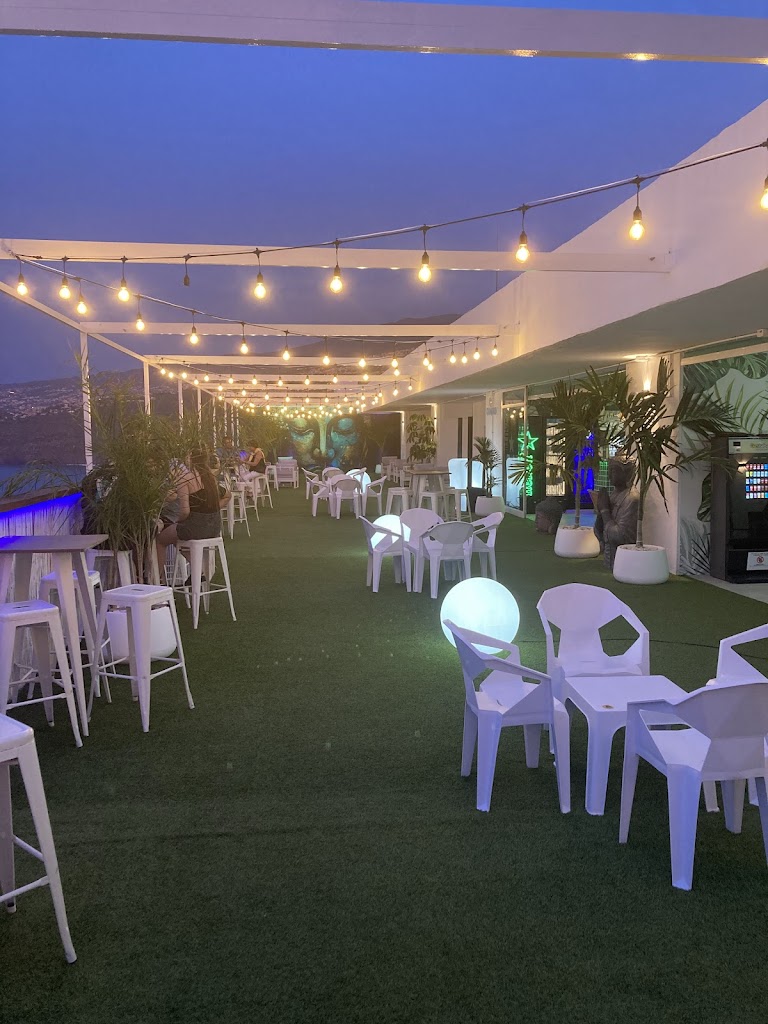 La Guinda Chill Out by Bluesea