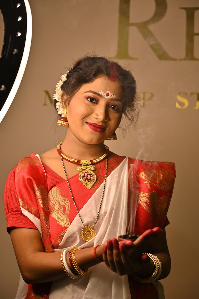 Kummu Beauty Parlour