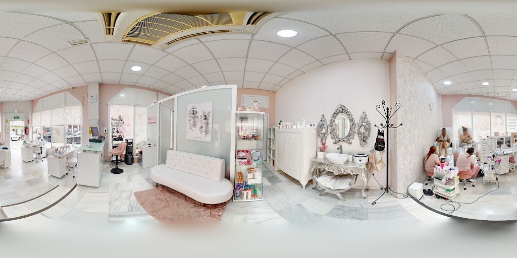 Centro De Unas Y Estetica Veronica — Interior