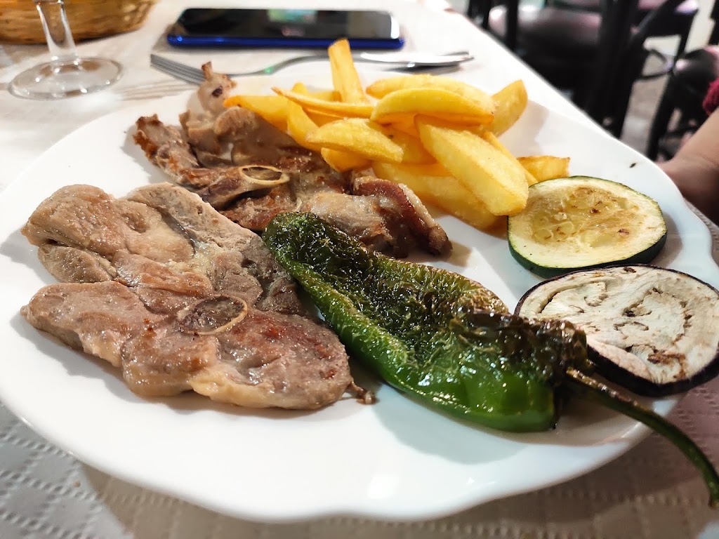 Bar - Restaurante Nou Raco del Tirador — Comida y bebida