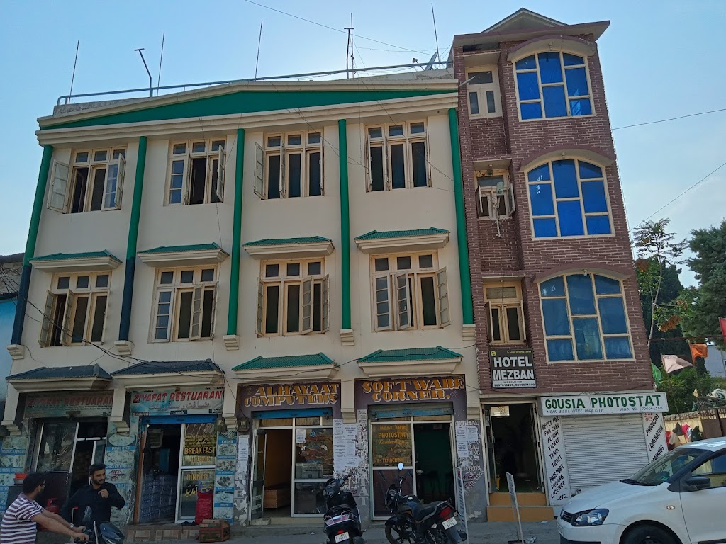 Hotel Mezban