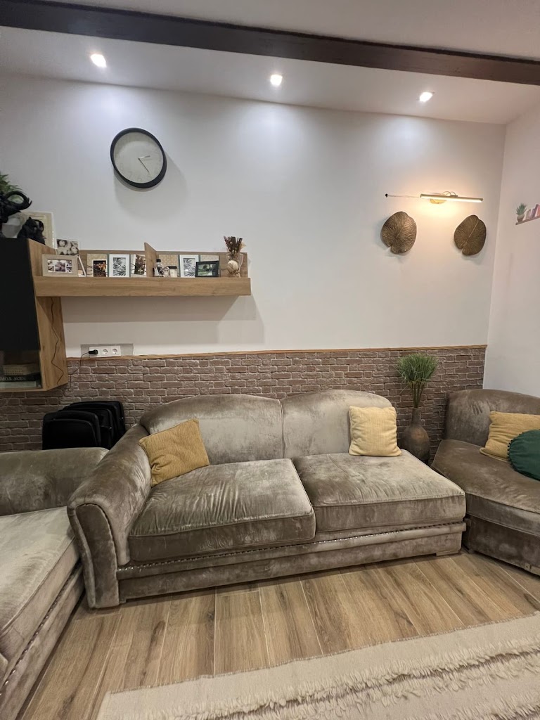ALEX ACADEMY (provisional) — Del propietario