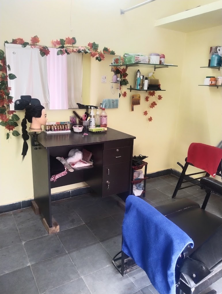 Beauty Queen Naturals Beauty Parlour