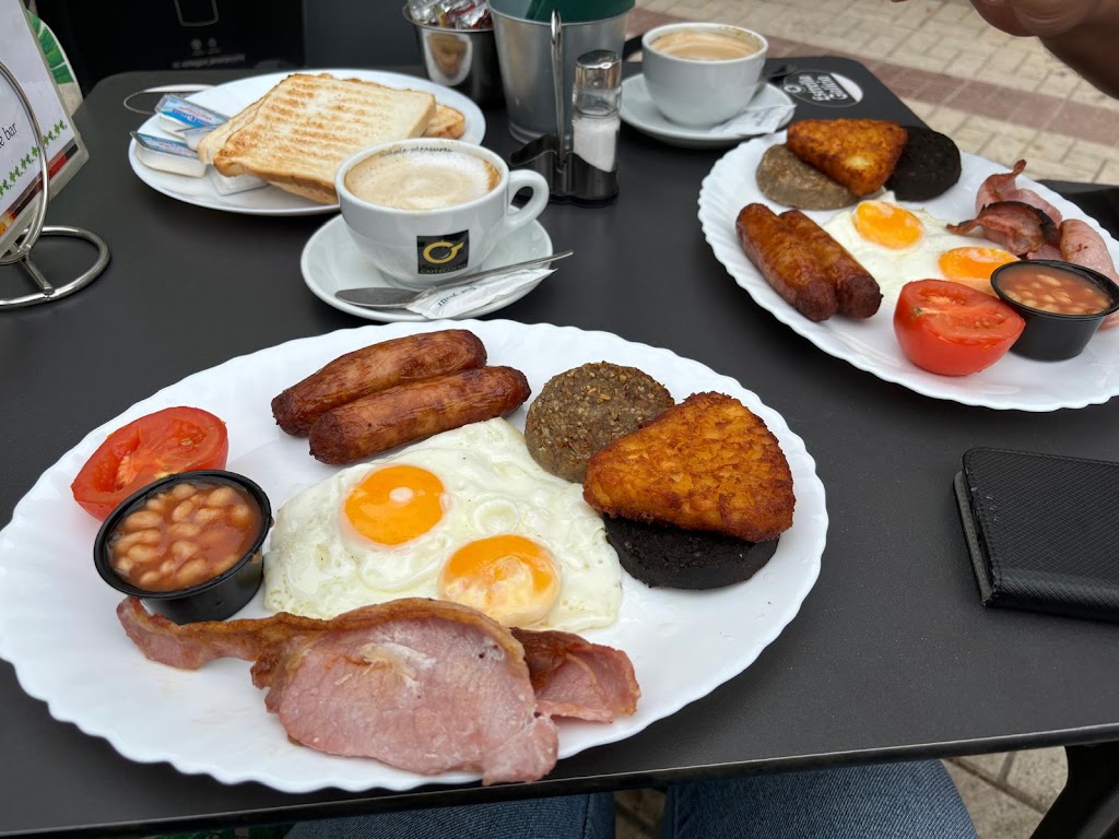 Ha'penny Bridge — Comida y bebida