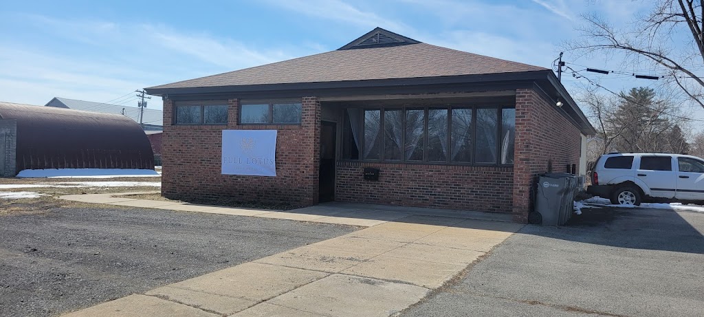  Full Lotus Yoga & Wellness