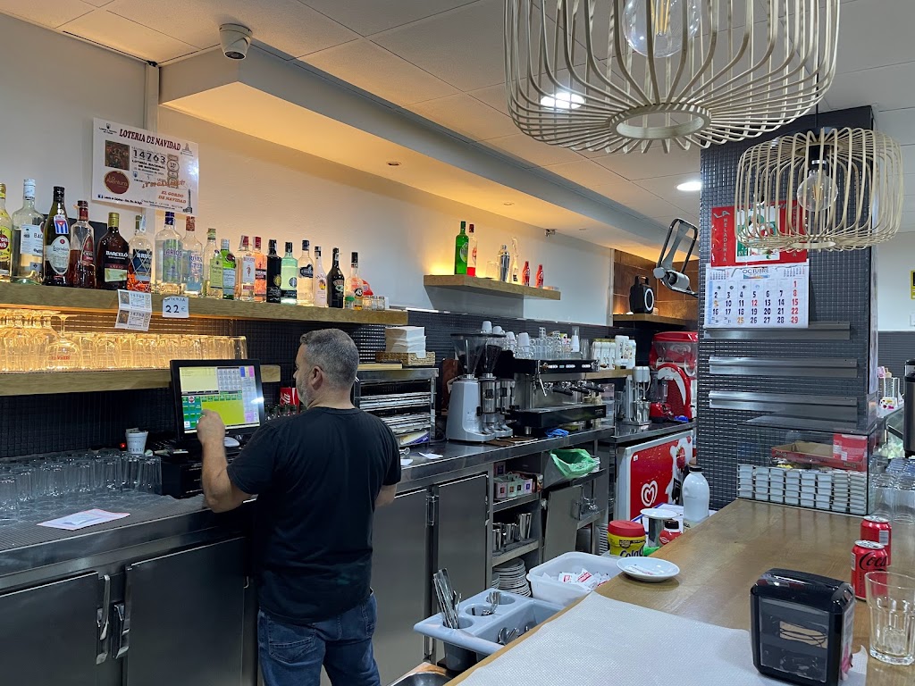 Cafe Bar La Aventura