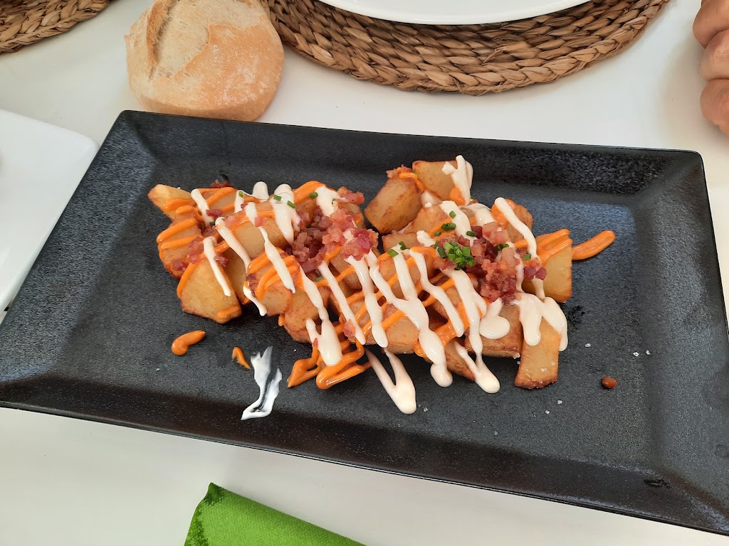 La Fitorra — Patatas bravas
