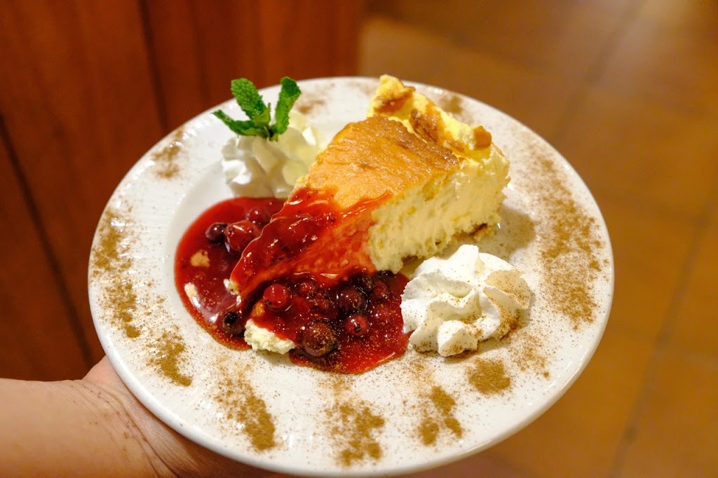 Restaurante Modena — Comida y bebida
