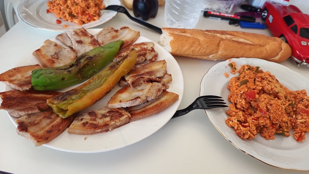 Bar Decho — Comida y bebida