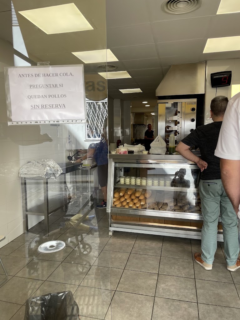 Pollastres a l'Ast l'Alqueria — Ambiente
