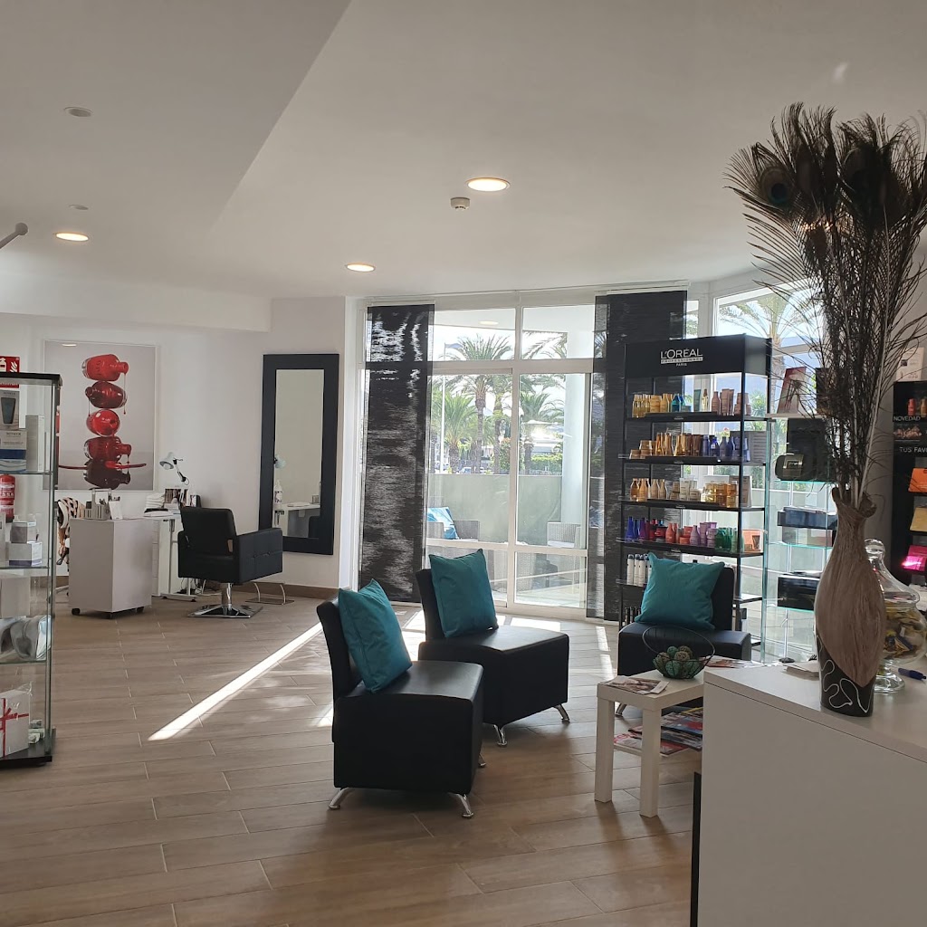 Alejandra Antonelli - Peluqueria y Estetica — Interior