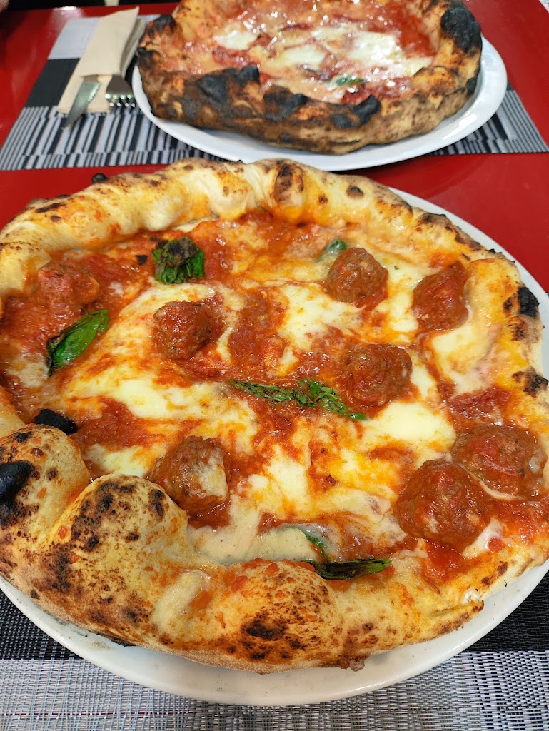 Il Forno a Legna — Comida y bebida