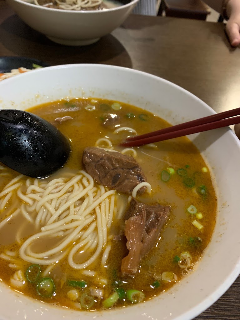 甲級牛肉麵 的照片