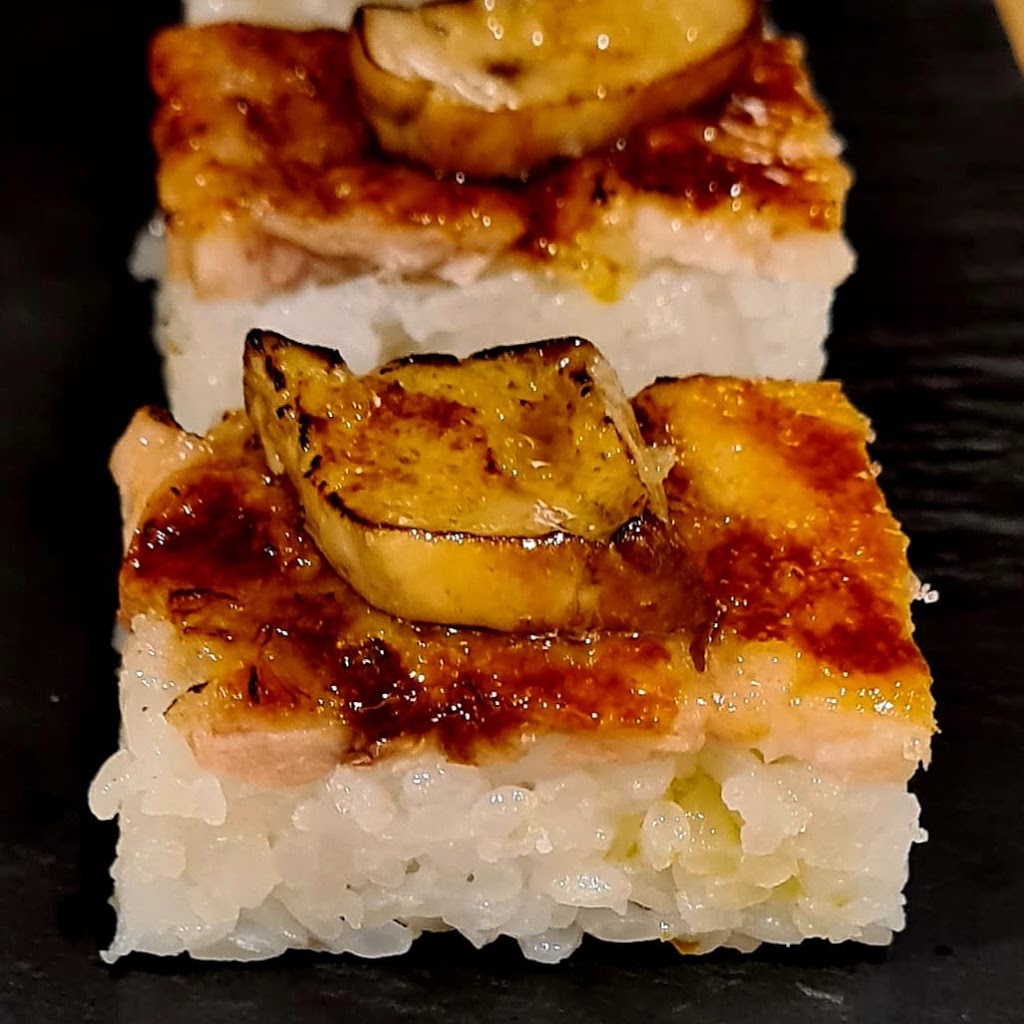 KIRU — Comida y bebida