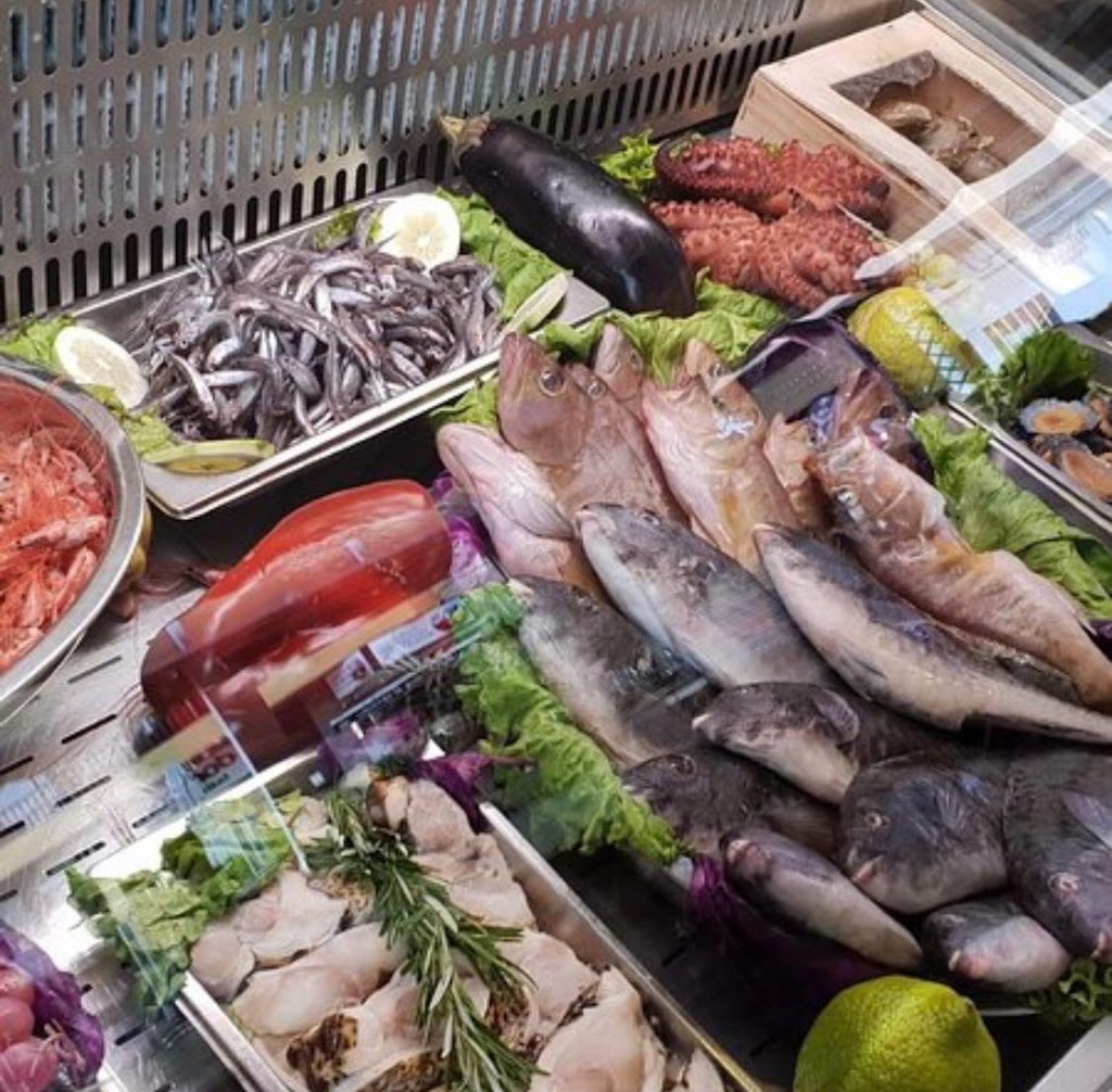ABORDO Restaurante — Comida y bebida