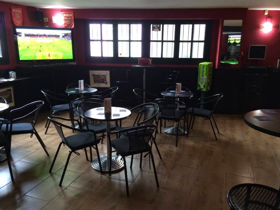 Cheers Bar — Del propietario