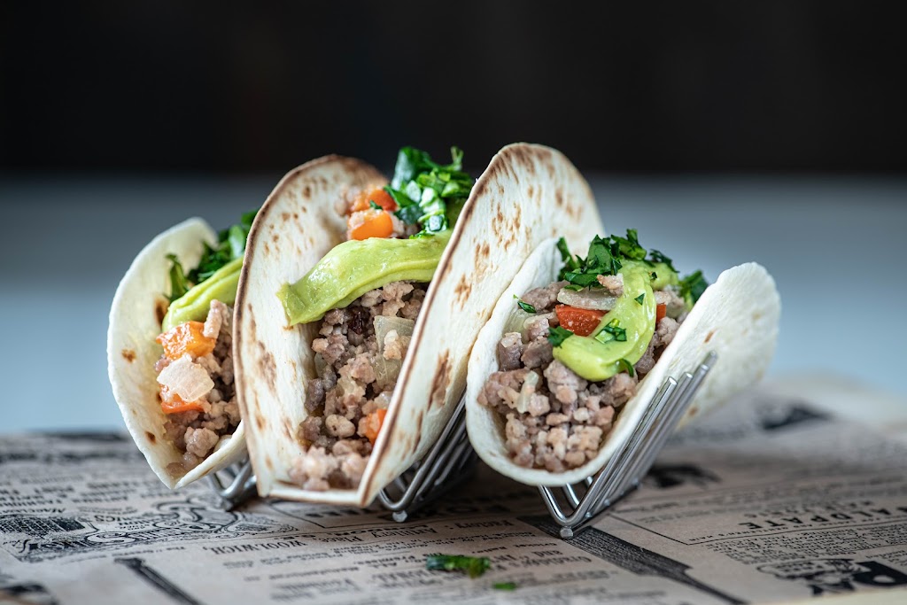 El Chico que te Gusta — Comida y bebida