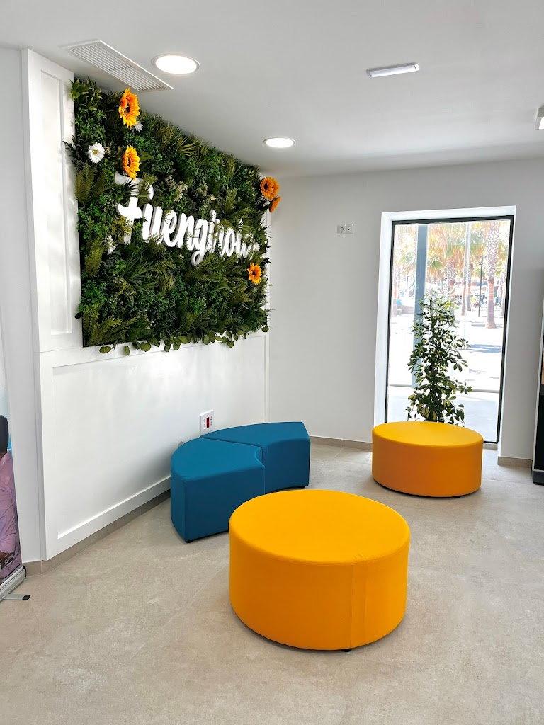 Oficina Municipal de Turismo de Fuengirola / Fuengirola Tourist Office