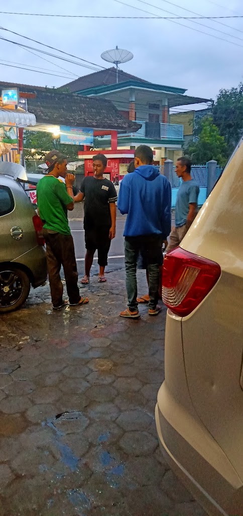 Bengkel Mobil Sholeh