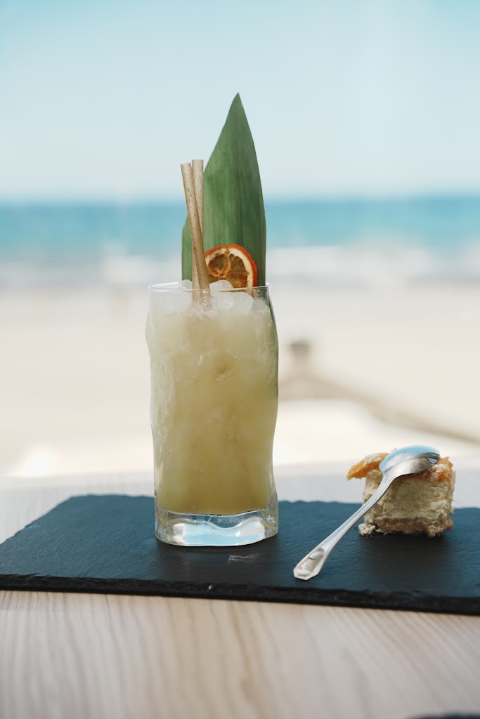 La Azotea del Velero — Comida y bebida