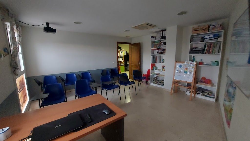 Hello English and Spanish