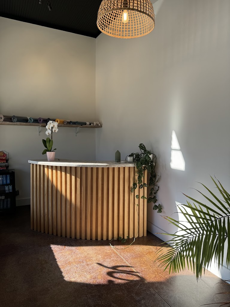  Alma Yoga and Movement