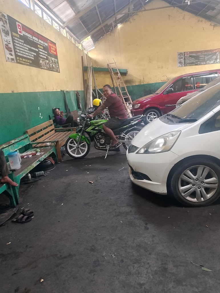 Bengkel dan Toko Onderdil 9 Motor