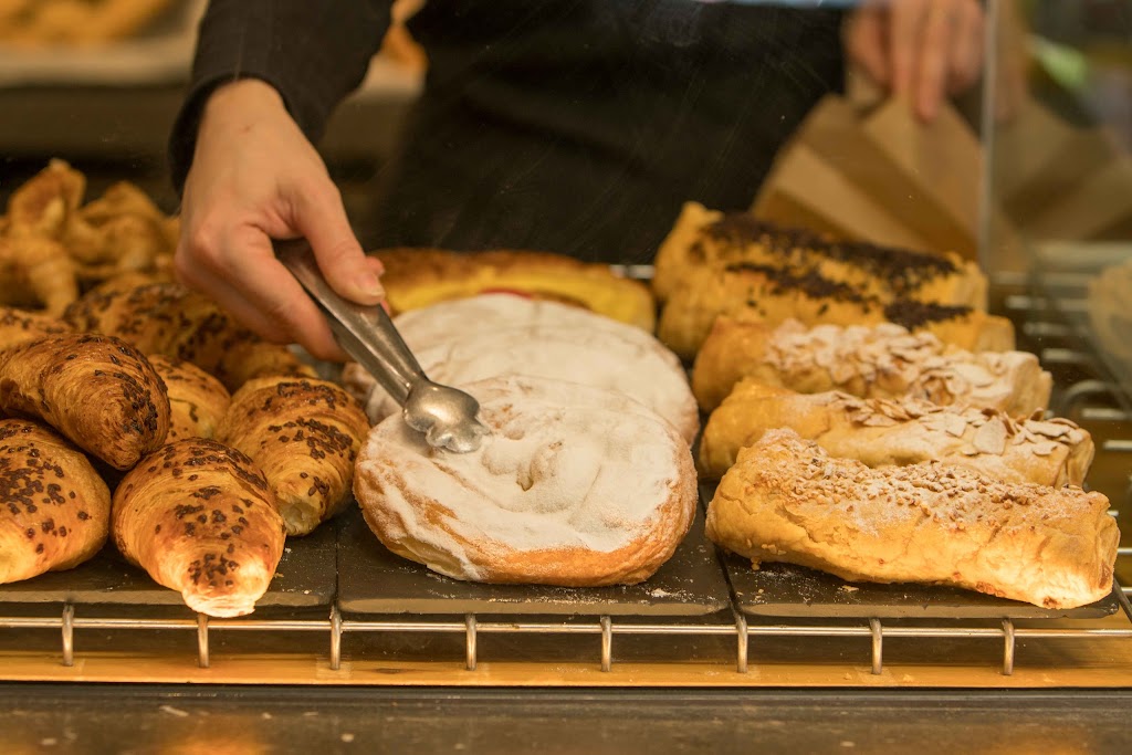 PdePA Bakery Rieral — Comida y bebida
