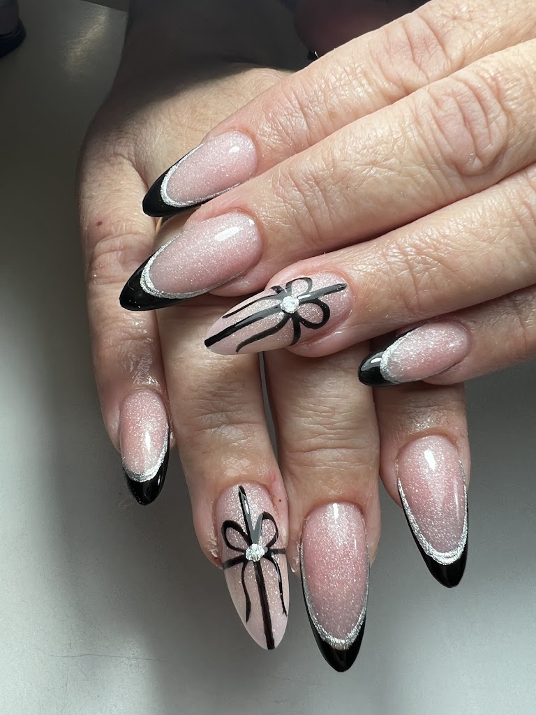 Rocio Nails & Beauty — Del propietario