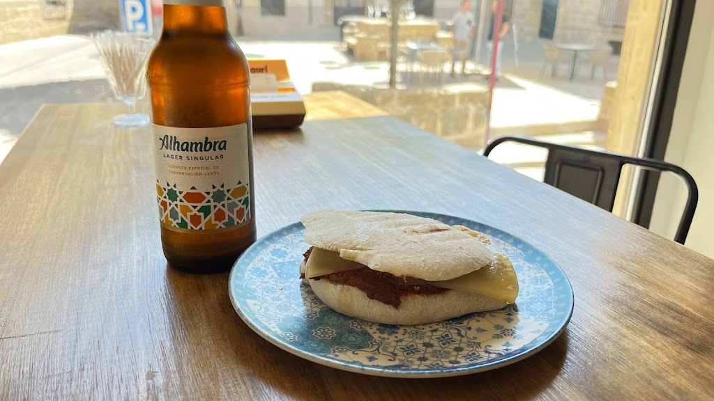 La Calancha — Comida y bebida
