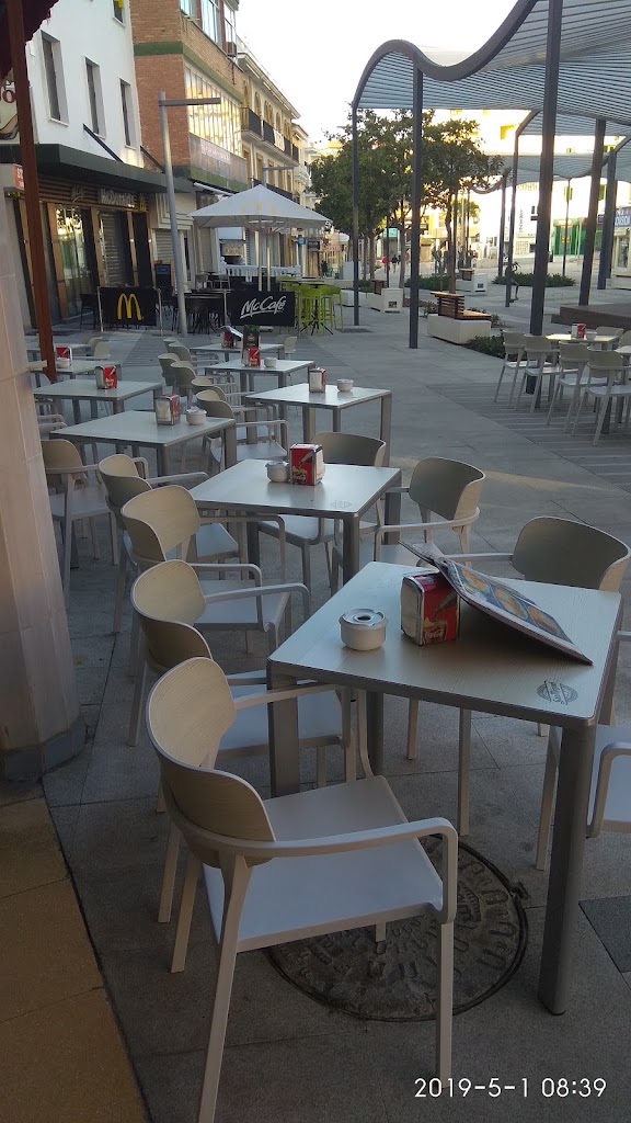 Cafeteria Bar Comodoro — Ambiente
