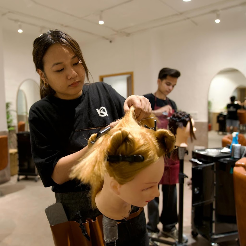 Blossom Kochhar Salon And Academy