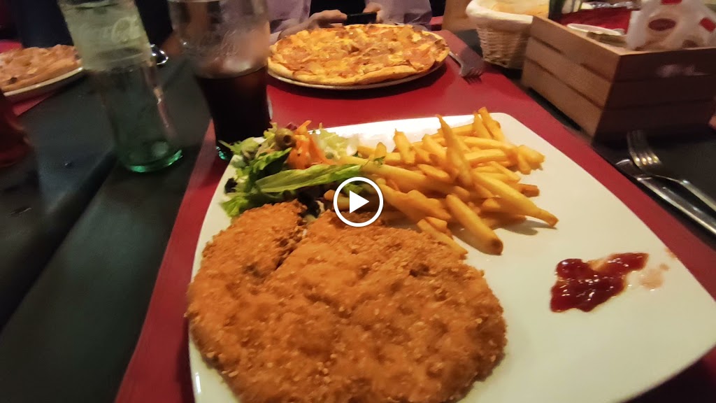 Pizza Metro Restaurant Salou — Videos